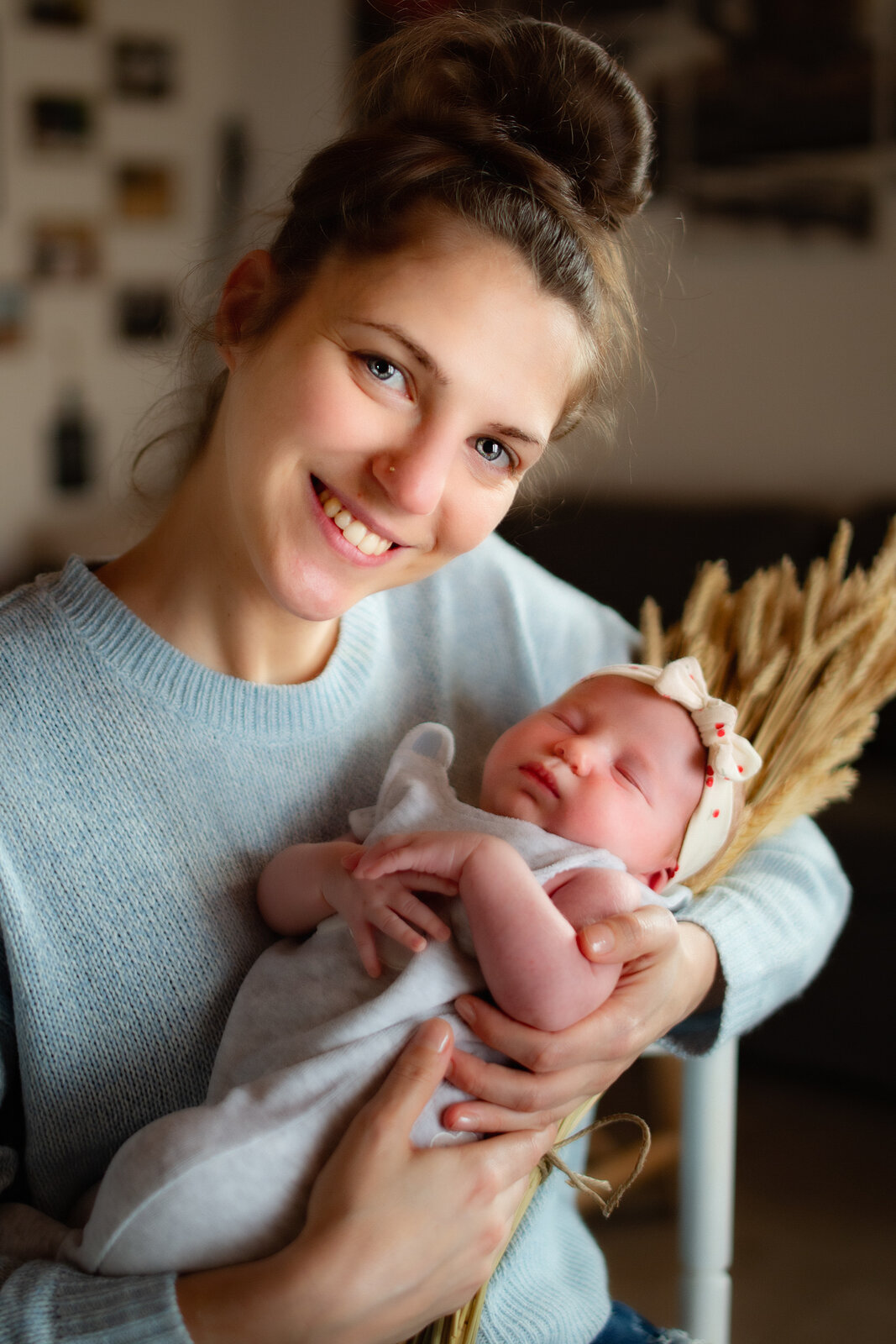 Mamma con la neonata, servizio newborn Roberto Mettifogo, Luce² · Verona